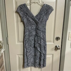 Scarlett Grayish Silver women’s size 4 Sequin Lace Scalloped Midi Dress